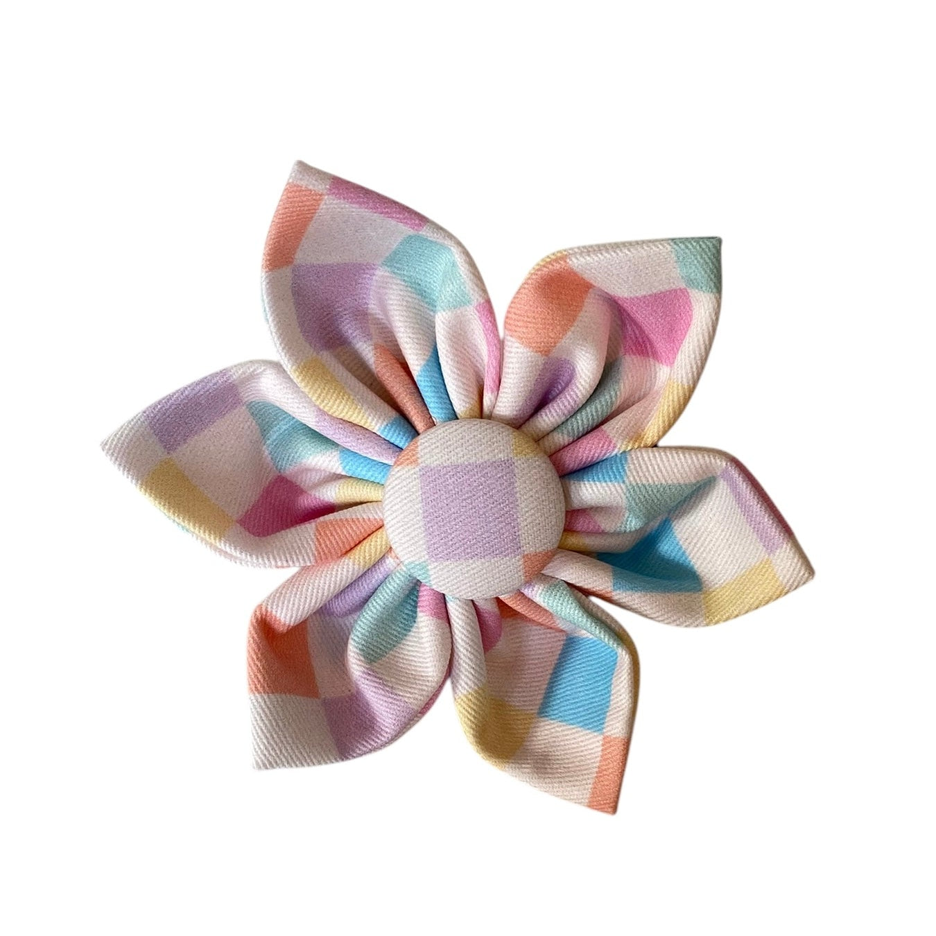This pastel plaid dog collar flower is a charming accessory to add a playful and stylish touch to your pet’s look. Available in 2.5" or 4" sizes, it attaches securely to any collar using a Velcro closure, which can be trimmed down for a snug fit. Lightweight and easy to use, this versatile flower is perfect for dressing up your furry friend for any occasion!
