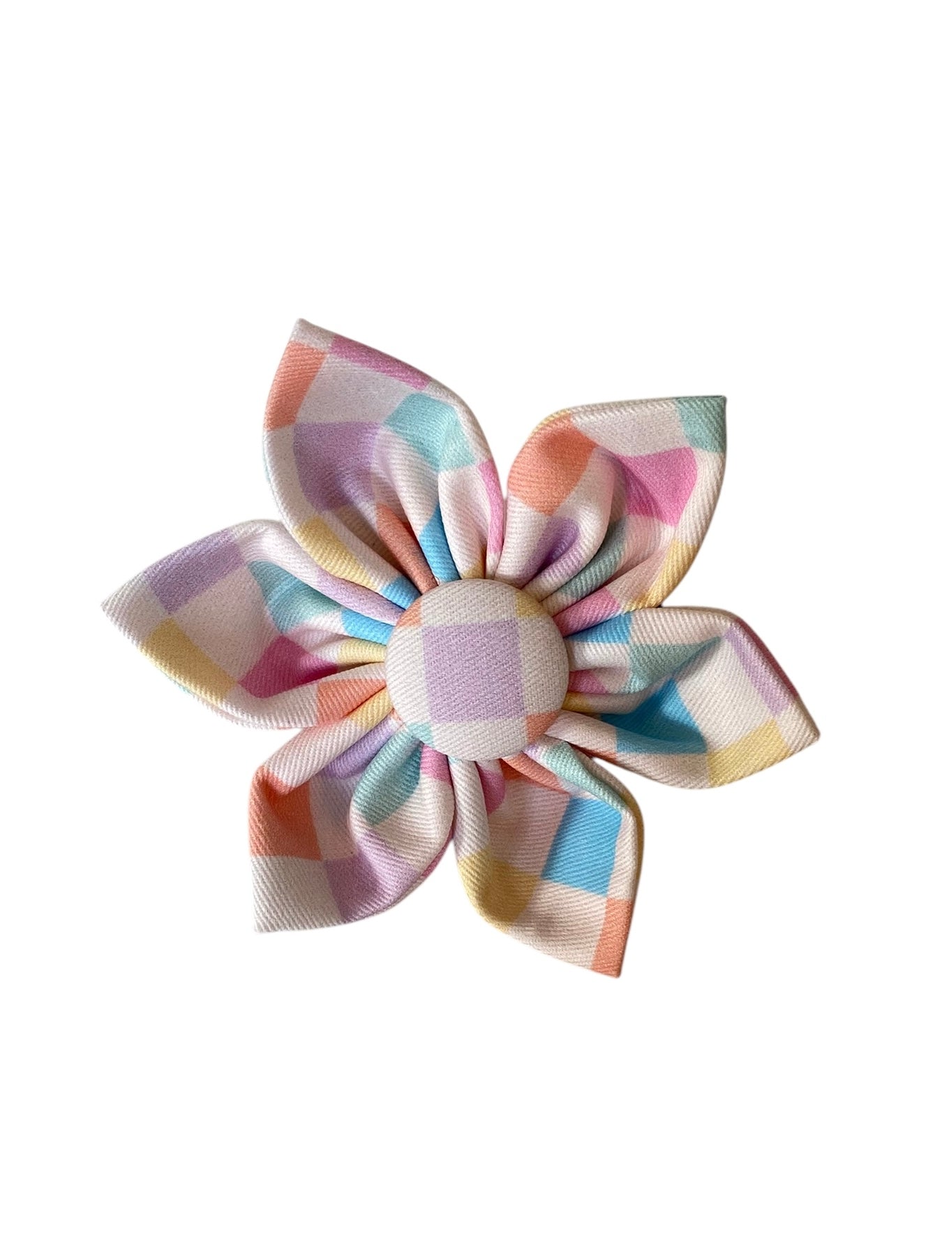 This pastel plaid dog collar flower is a charming accessory to add a playful and stylish touch to your pet’s look. Available in 2.5" or 4" sizes, it attaches securely to any collar using a Velcro closure, which can be trimmed down for a snug fit. Lightweight and easy to use, this versatile flower is perfect for dressing up your furry friend for any occasion!