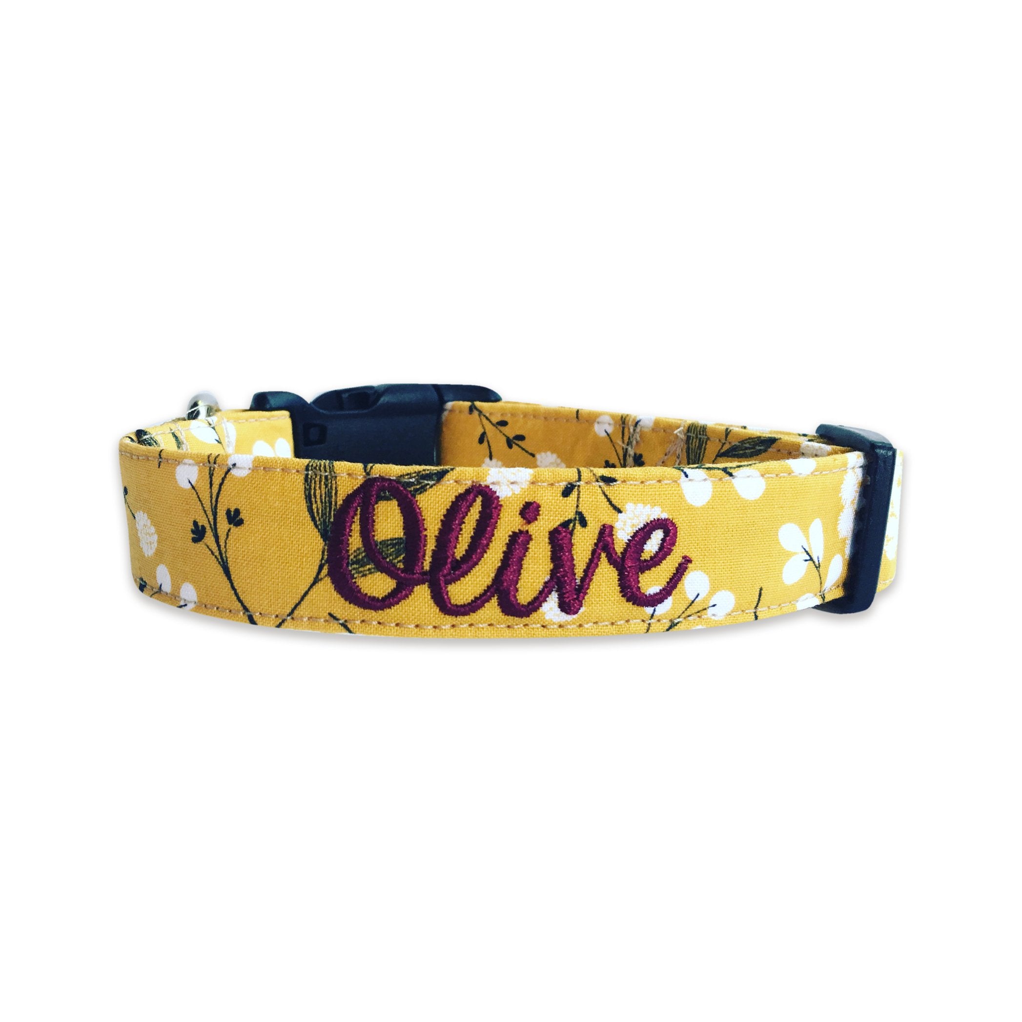 Our mustard fall floral embroidered dog collar is the perfect piece to kick off fall and jump in some leaf piles.