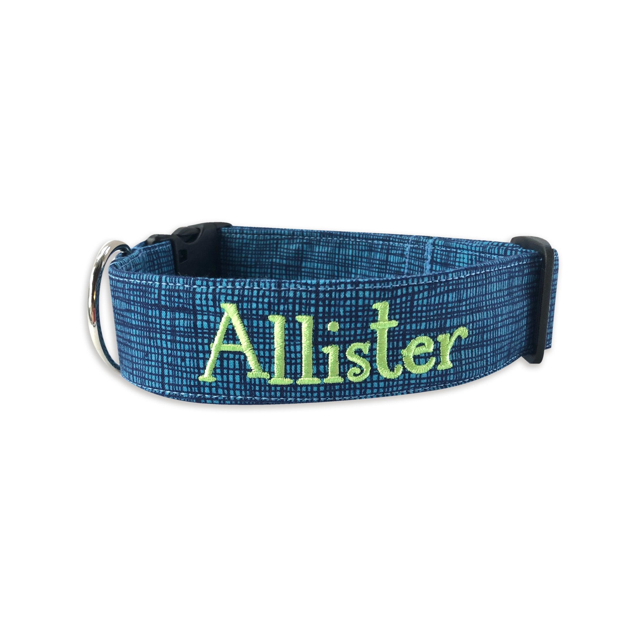 Embroidered dog collar. Blue collar with lime embroidery.