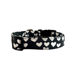 White & Black Hearts Collar