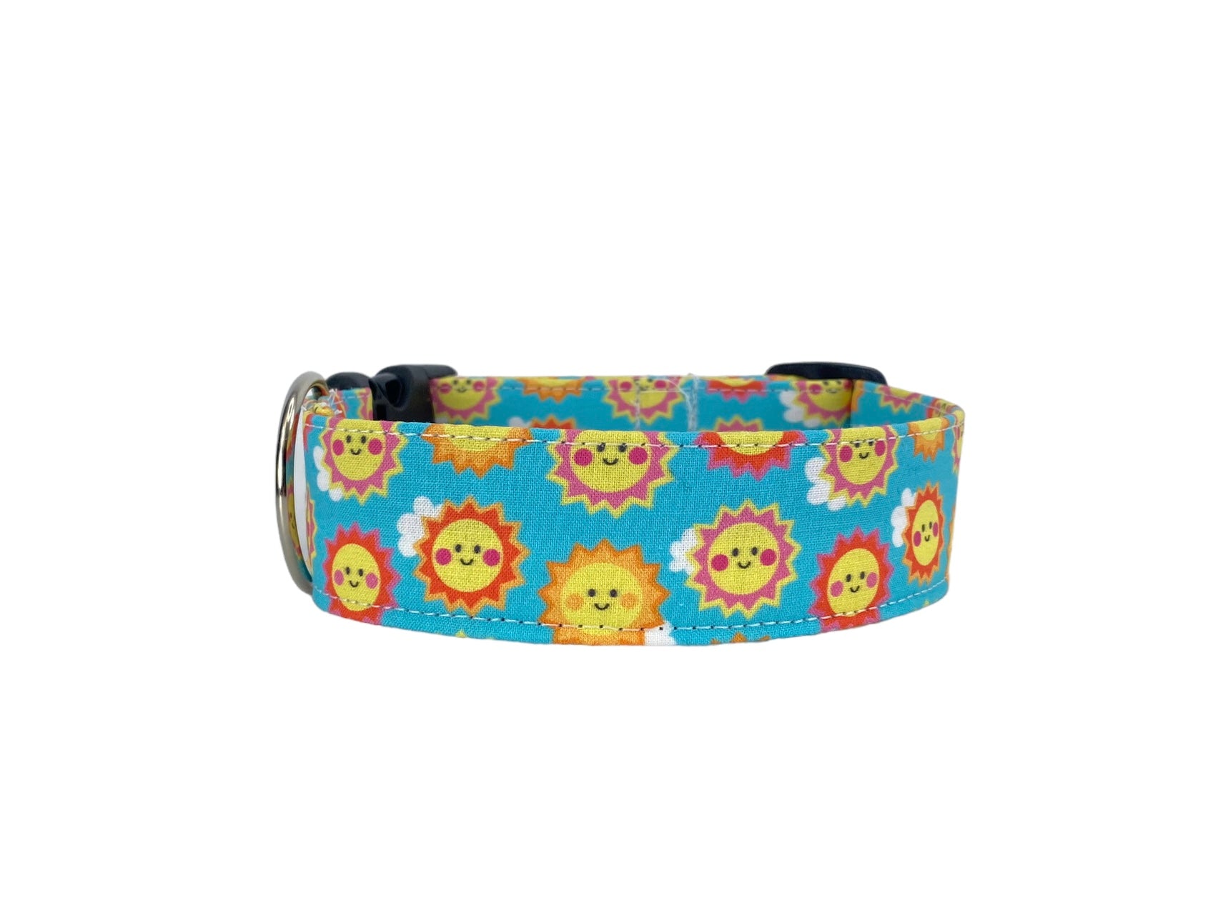 Whether choosing from a traditional dog collar, embroidered dog collar, or engraved buckle dog collar, you’ll find a great selection of personalized dog collars to choose from.  Duke & Fox® personalized dog collars come in a variety of unique styles and patterns. Our embroidered collars and engraved buckle collars also add to your dog's safety and your peace of mind with critical contact information should you and your dog get separated.  Smiling sun dog collar.