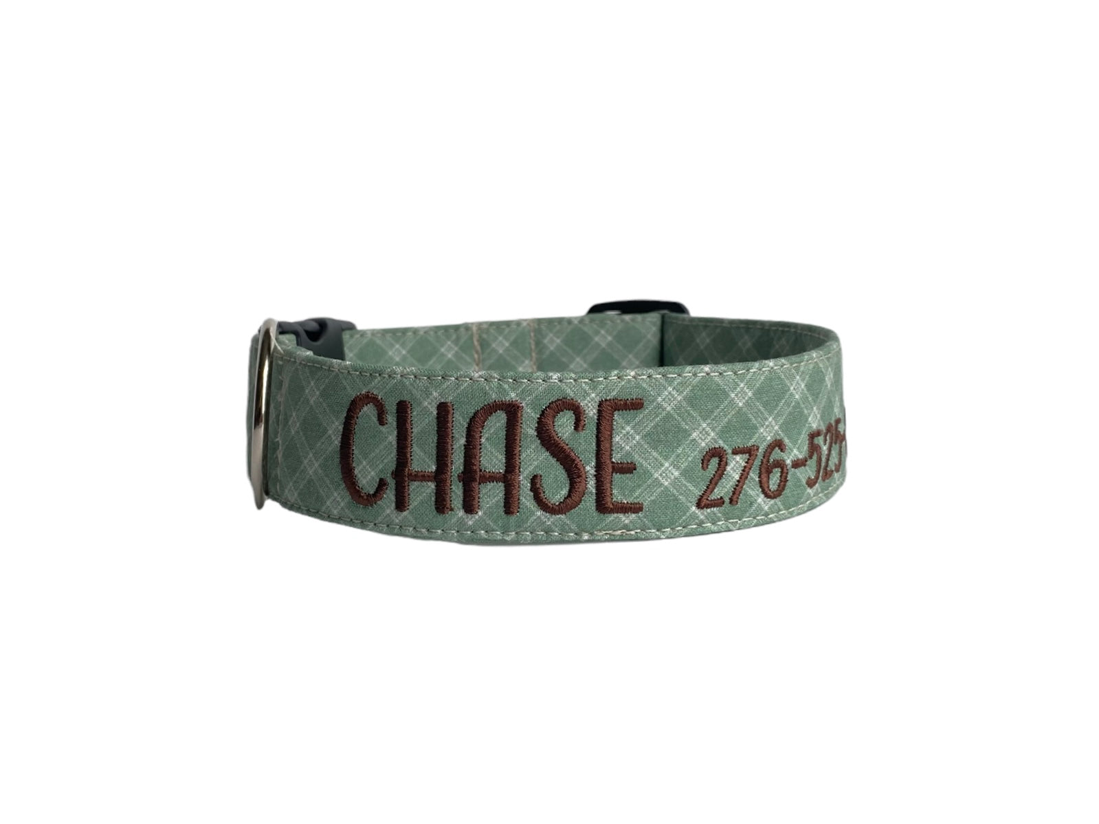 Whether choosing from a traditional dog collar, embroidered dog collar, or engraved buckle dog collar, you’ll find a great selection of personalized dog collars to choose from.  Duke & Fox® personalized dog collars come in a variety of unique styles and patterns. Our embroidered collars and engraved buckle collars also add to your dog's safety and your peace of mind with critical contact information should you and your dog get separated.  Sage plaid dog collar.