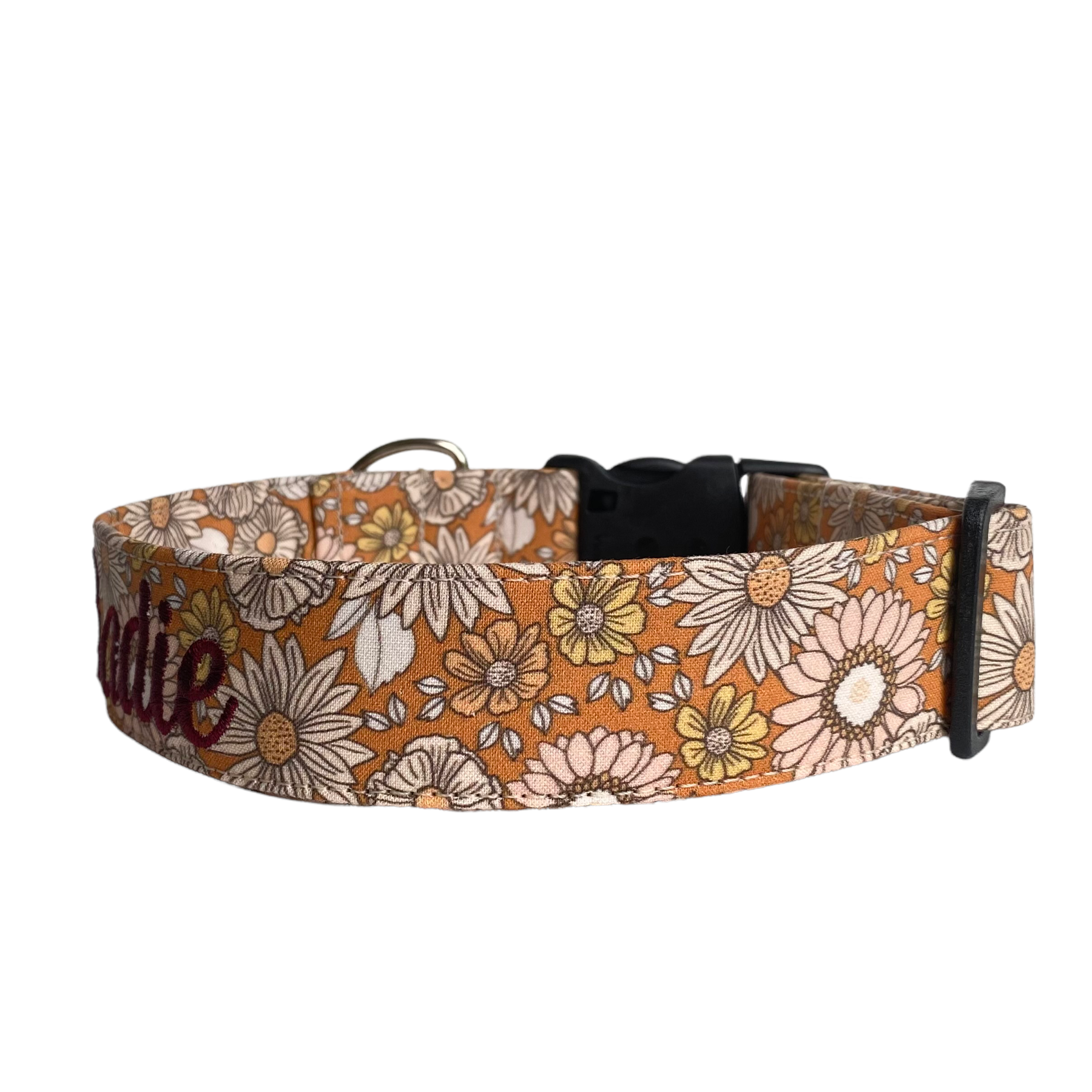 Whether choosing from a traditional dog collar, embroidered dog collar, or engraved buckle dog collar, you’ll find a great selection of personalized dog collars to choose from. Duke & Fox® personalized dog collars come in a variety of unique styles and patterns. Our embroidered collars and engraved buckle collars also add to your dog's safety and your peace of mind with critical contact information should you and your dog get separated. Daisy bloom dog collar. Fall dog collar.