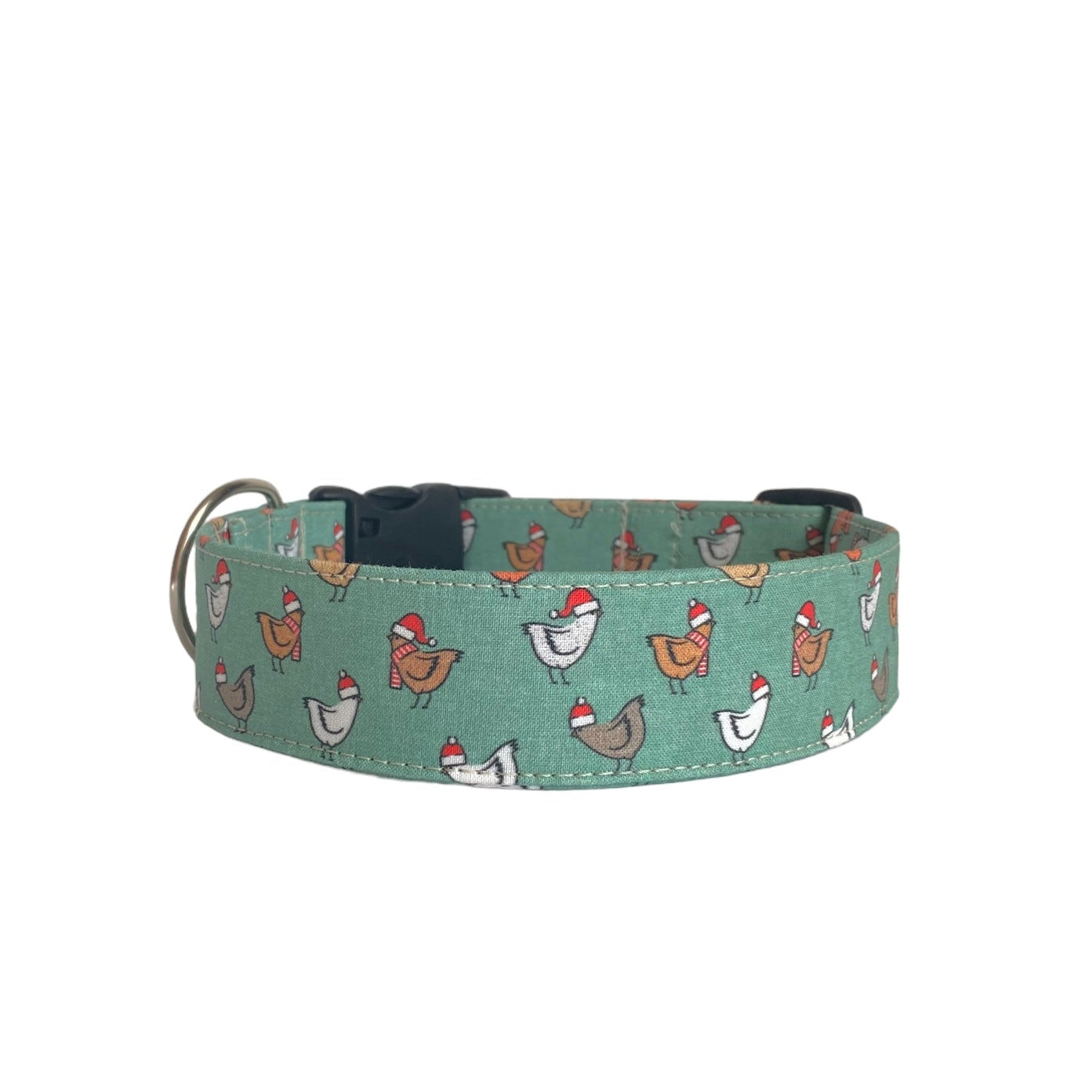 This fun dog collar features playful chickens wearing Santa hats, adding a festive touch to your pet’s holiday style.