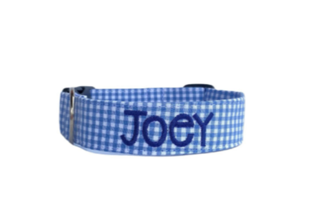 Whether choosing from a traditional dog collar, embroidered dog collar, or engraved buckle dog collar, you’ll find a great selection to choose from.  Duke & Fox® personalized dog collars come in a variety of unique styles and patterns. Our embroidered collars and engraved buckle collars also add to your dog's safety and your peace of mind with critical contact information should you and your dog get separated. 