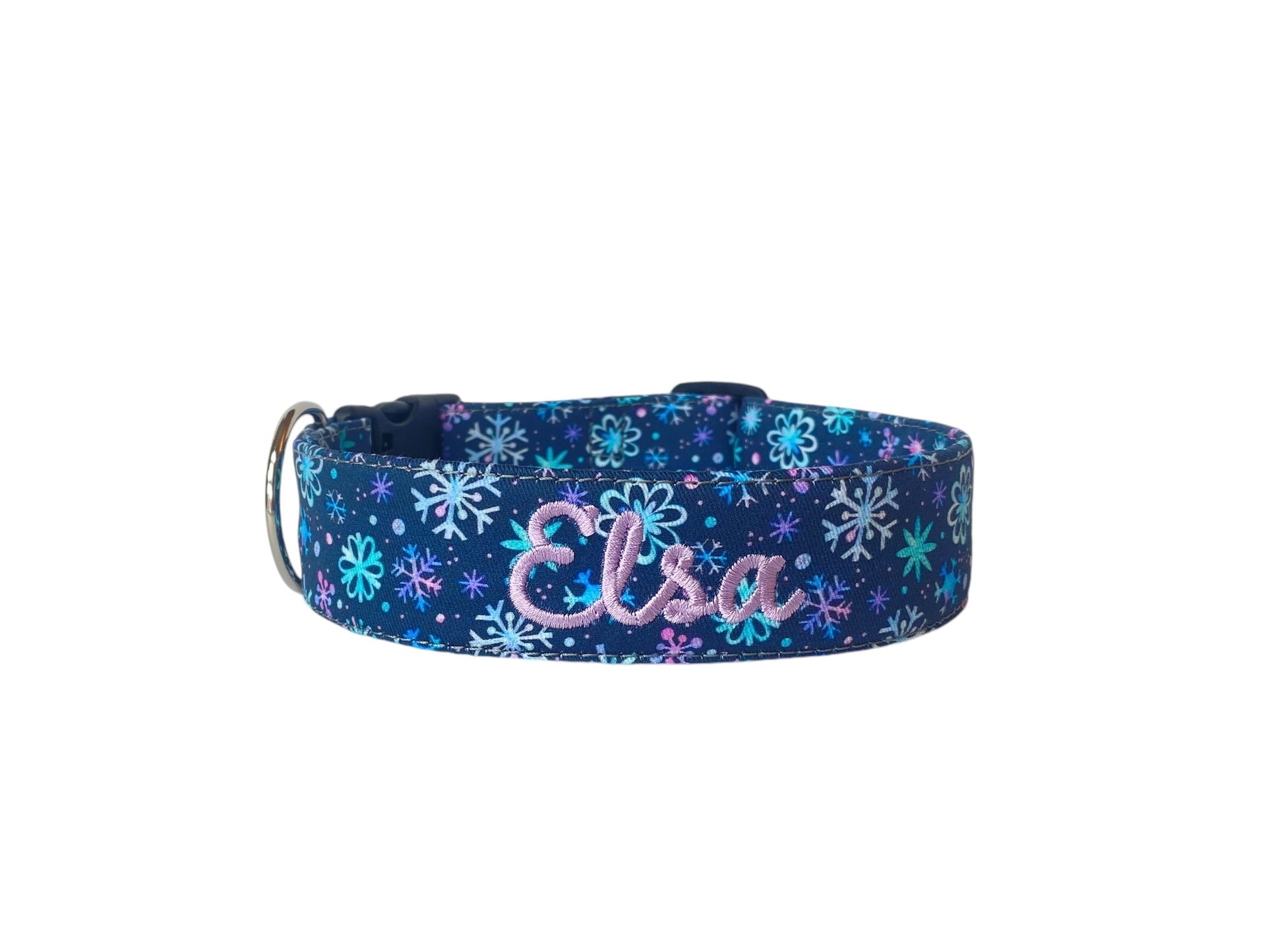 Do you wanna build a snowman? Come on let's go and play in this adorable winter wonderland themed collar.